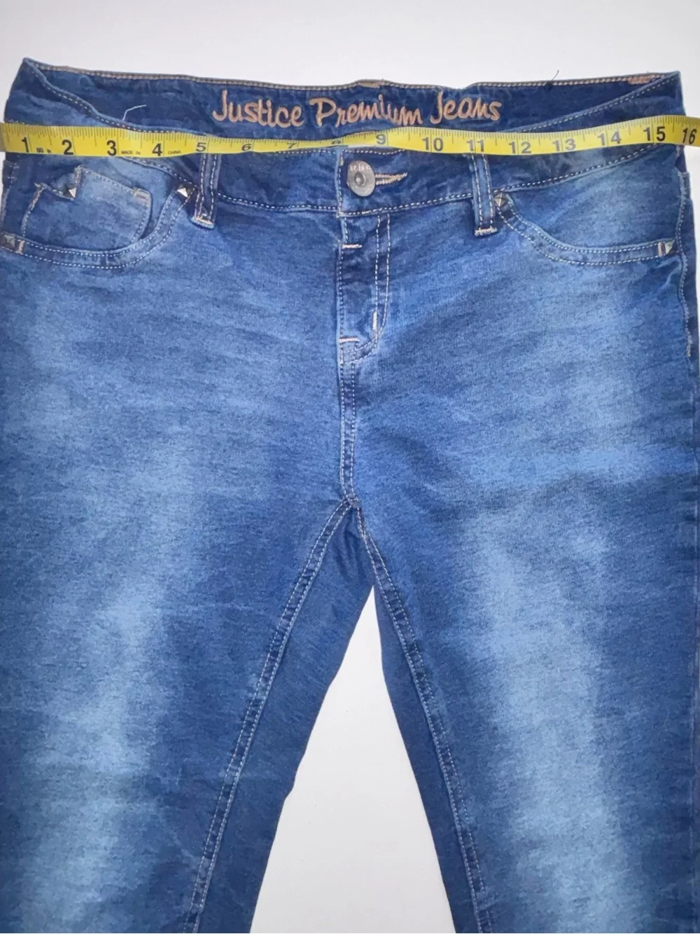 Justice jeans color